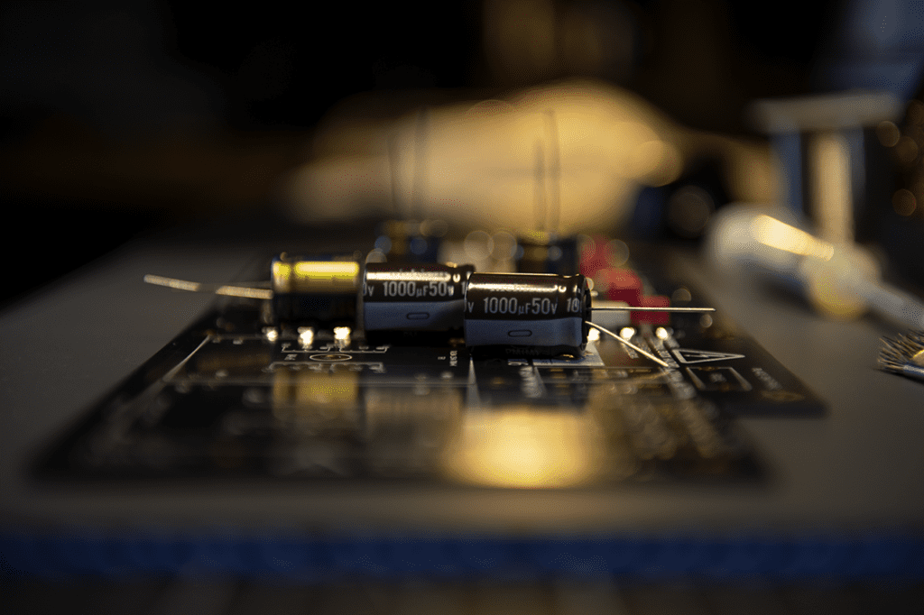 Photographies réalisées par VANCKH pour l'Atelier Artisanal de DMSS Audio.